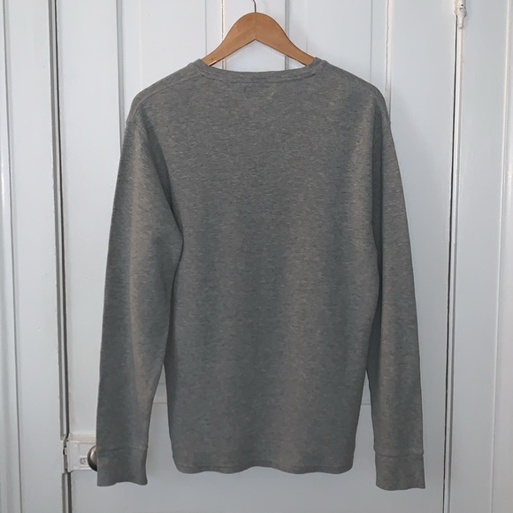 POLO RALPH LAUREN GRAY LONG SLEEVED WAFFLE THERMAL TOP - Picture 4 of 5